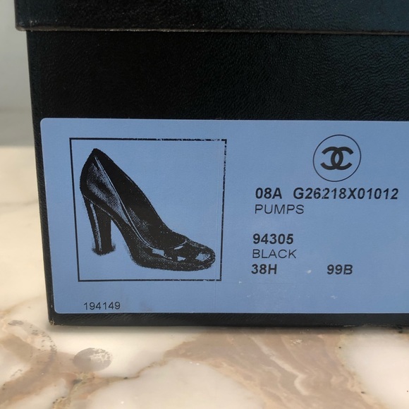 Mint Condition Chanel Patent Pumps - Picture 3 of 8